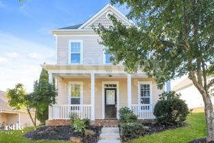 221 Bridgewater Dr - Photo 1 of 1