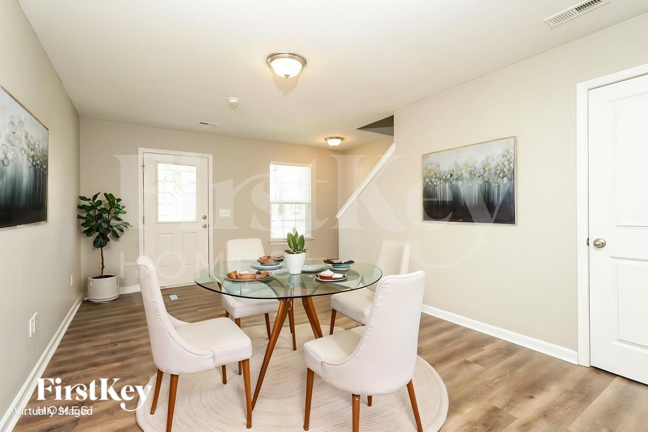 1540 Weatherend Dr - Photo 7 of 19