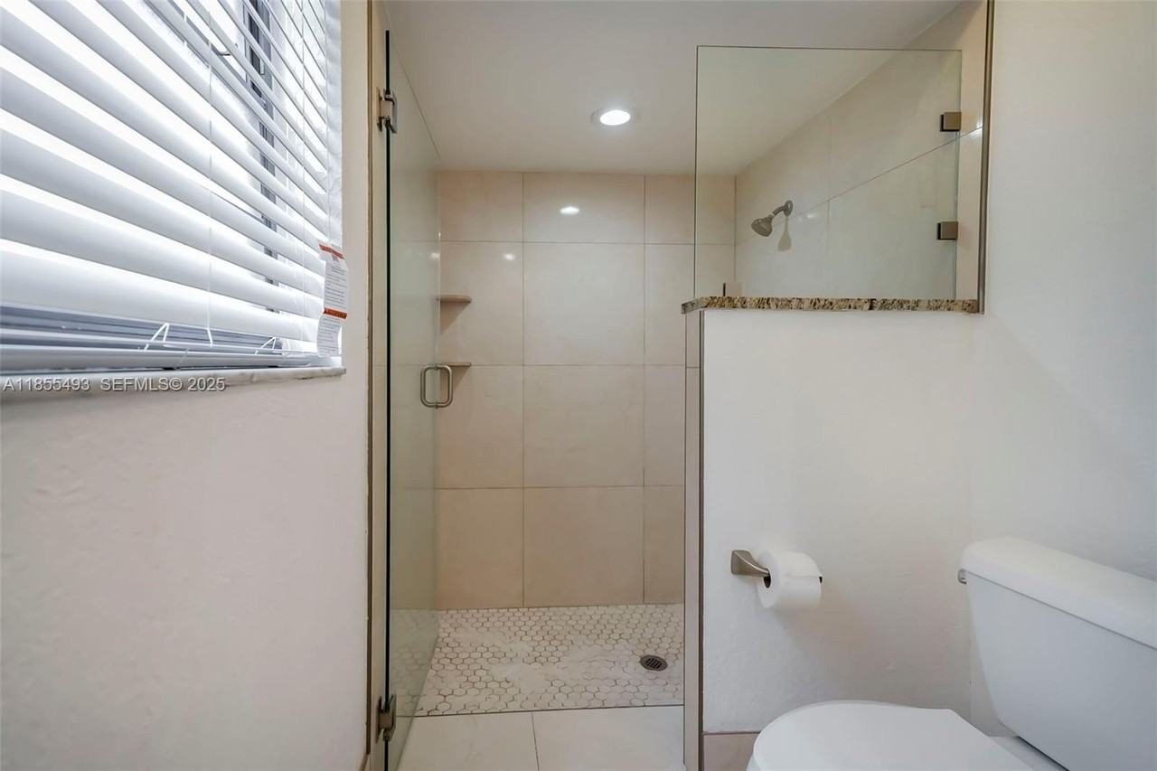 6955 Northwest 18th Street - Photo 2 of 45