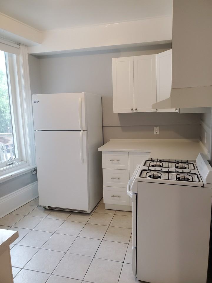 339 James Street - Photo 3 of 25