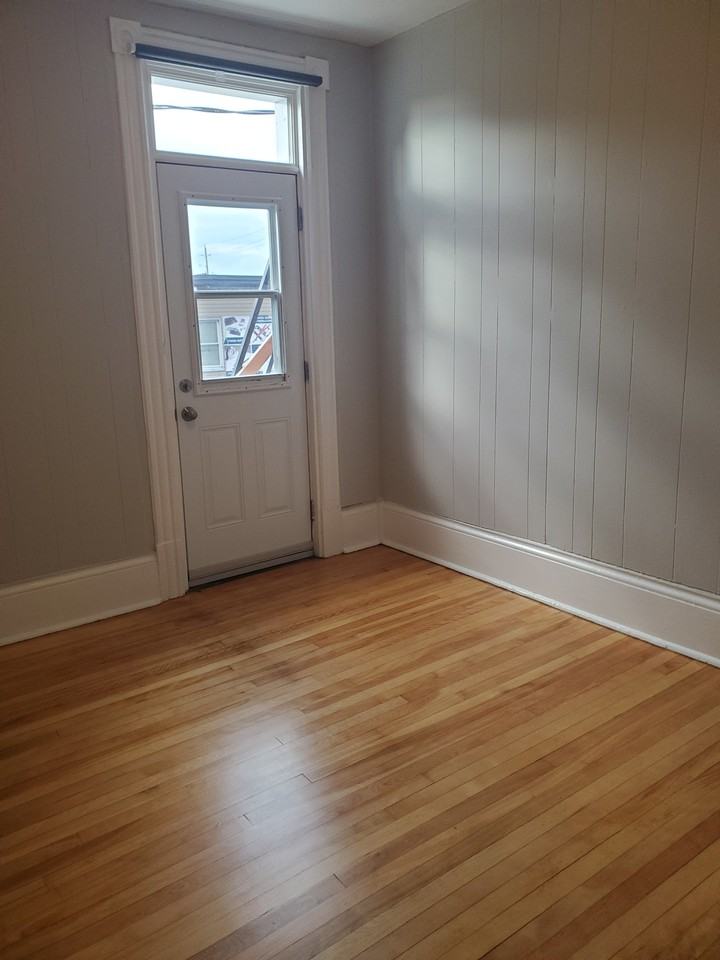 339 James Street - Photo 6 of 16