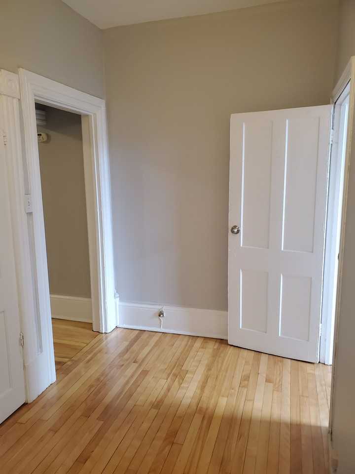 339 James Street - Photo 7 of 16