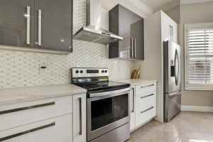 featured image of 7167 Ivy Crossing Ln