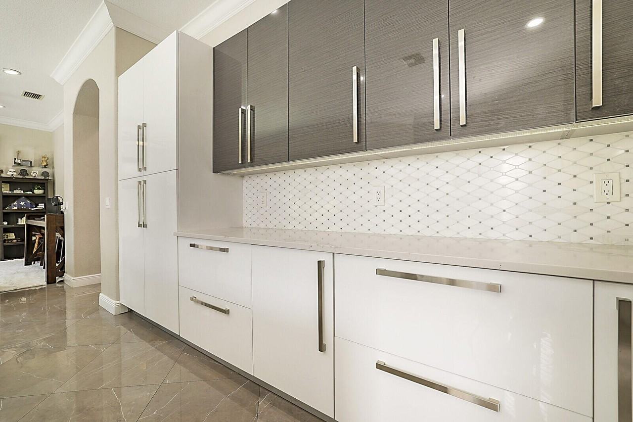 7167 Ivy Crossing Ln - Photo 6 of 45