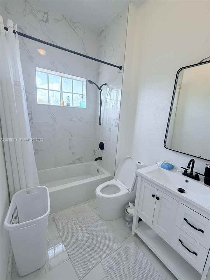 20318 Southwest 87th Court #0 - Photo 7 of 16