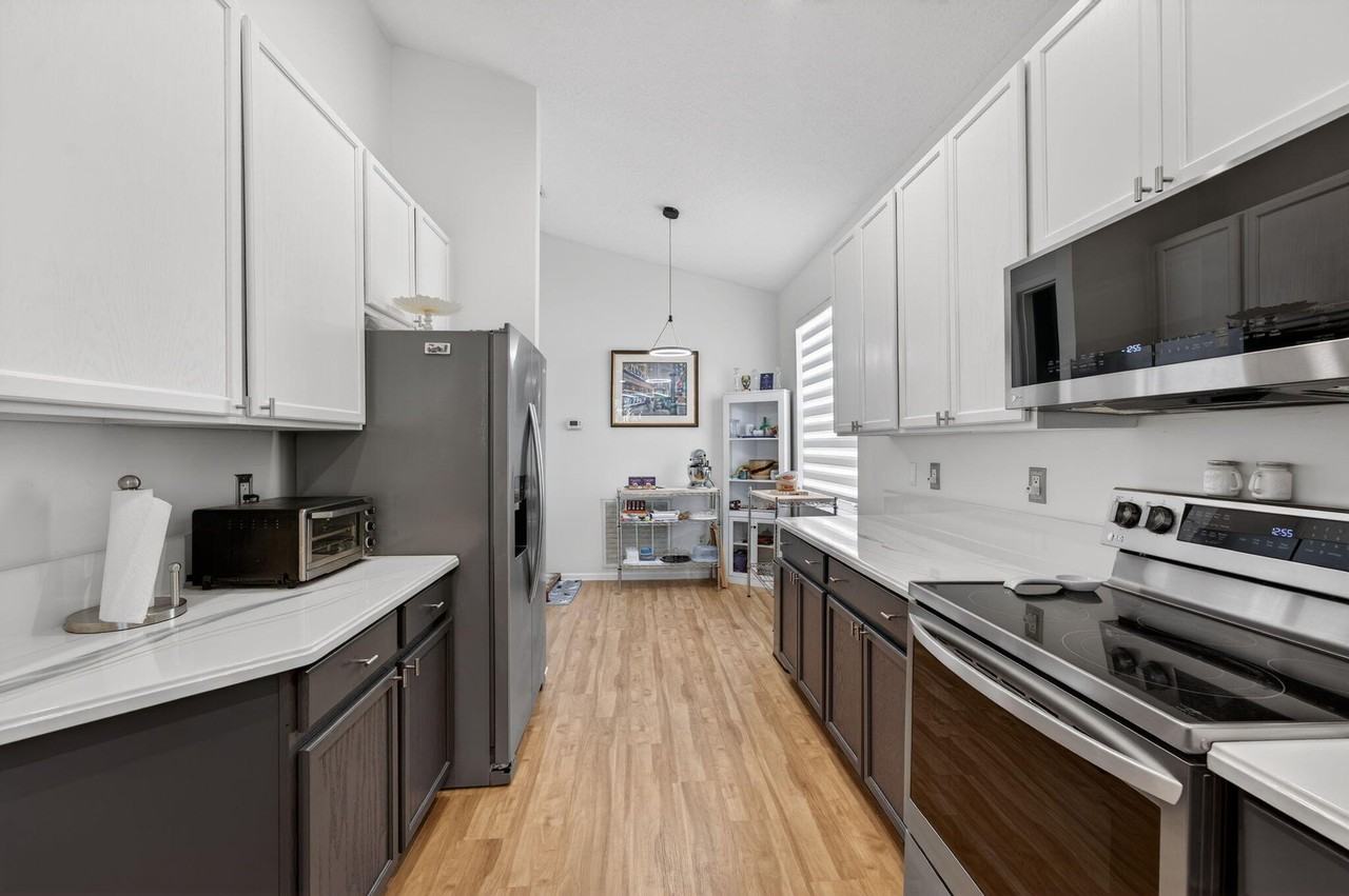 6689 Southport Dr - Photo 6 of 50