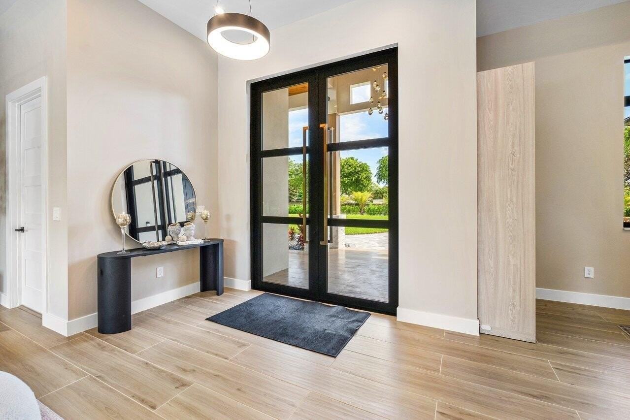 221 Milestone Way - Photo 7 of 50