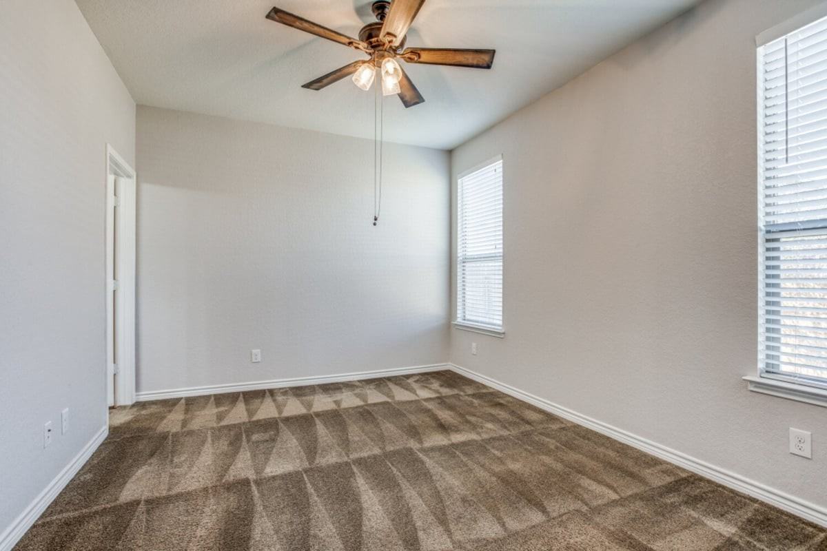 2622 Sunset Bnd - Photo 4 of 13