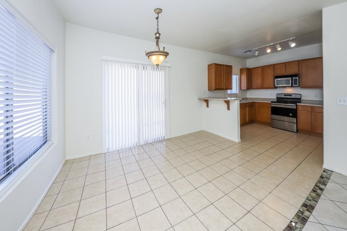 3510 W Center Mountain Way - Photo 4 of 36