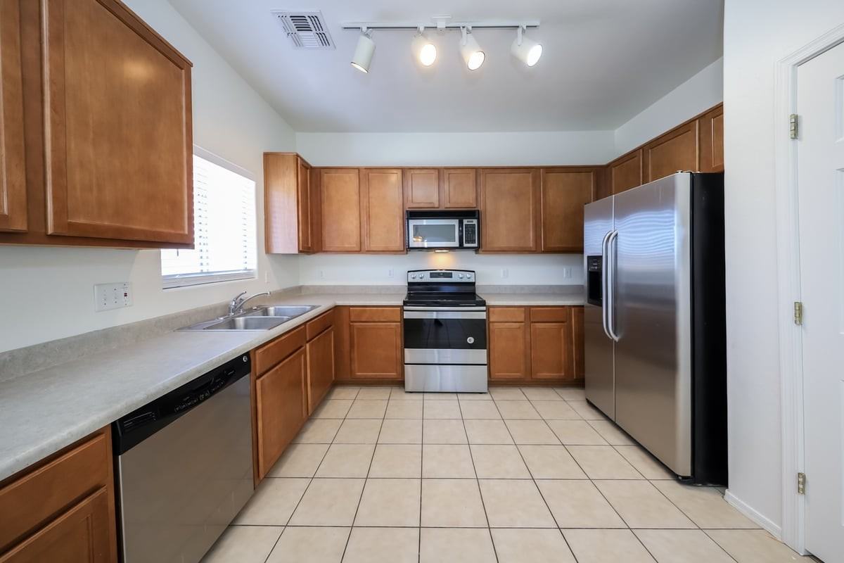 3510 W Center Mountain Way - Photo 5 of 36