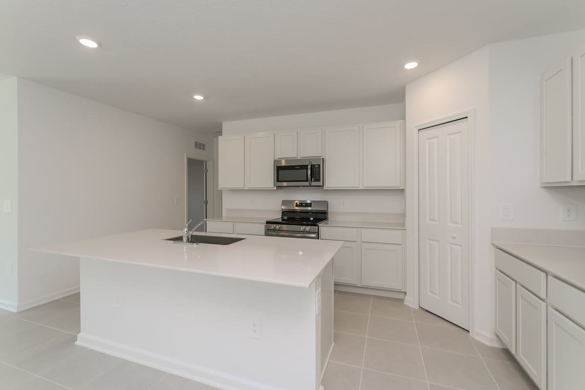 5439 Meadow Walk Dr - Photo 6 of 24