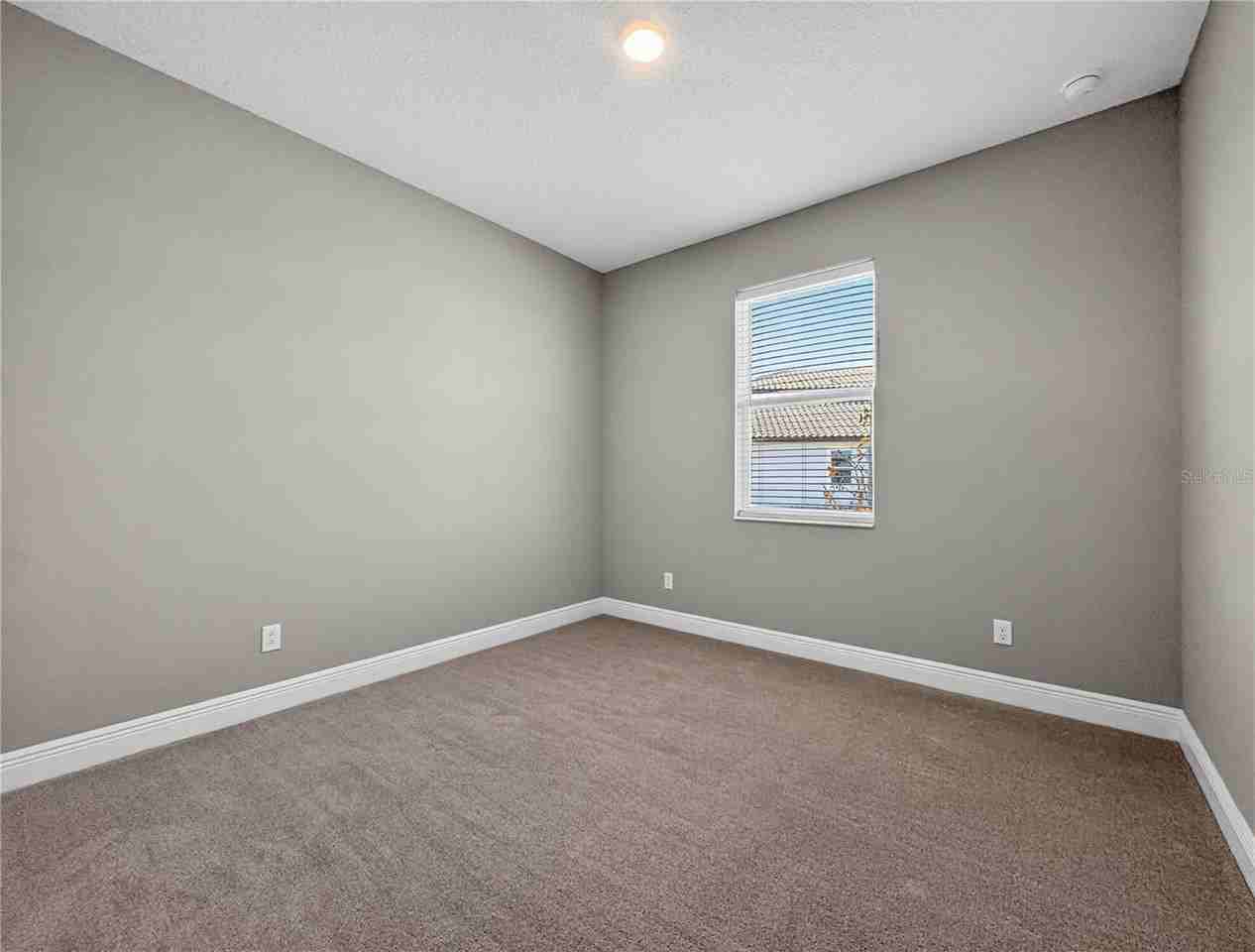 1673 Suttonset Trl - Photo 4 of 13