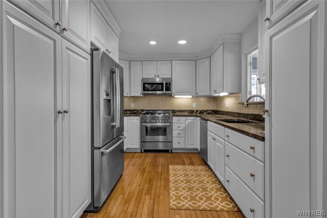 209 Portside - Photo 5 of 15