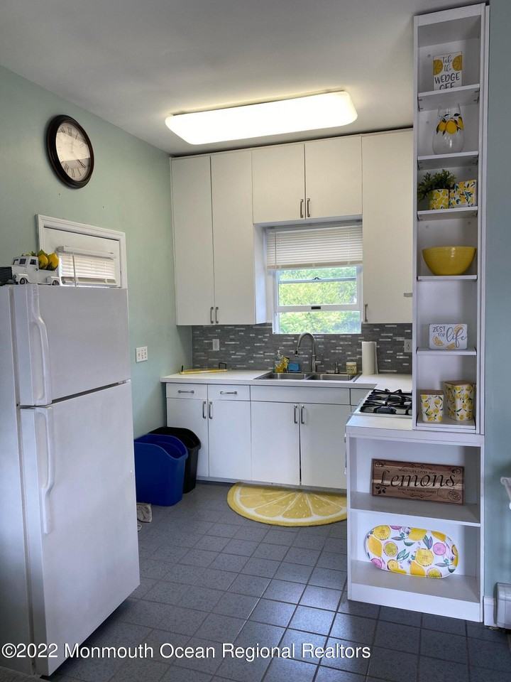 67 Joline Ave - Photo 7 of 24