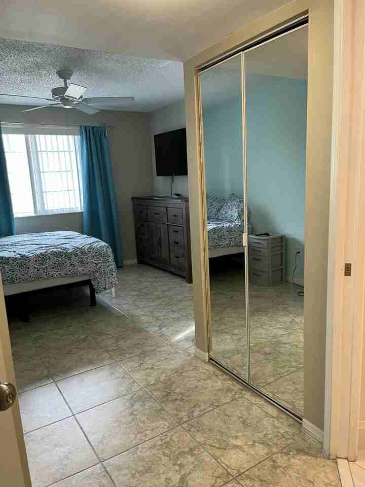 1200 S Crestwood Ct Court S , 1212 - Photo 6 of 14