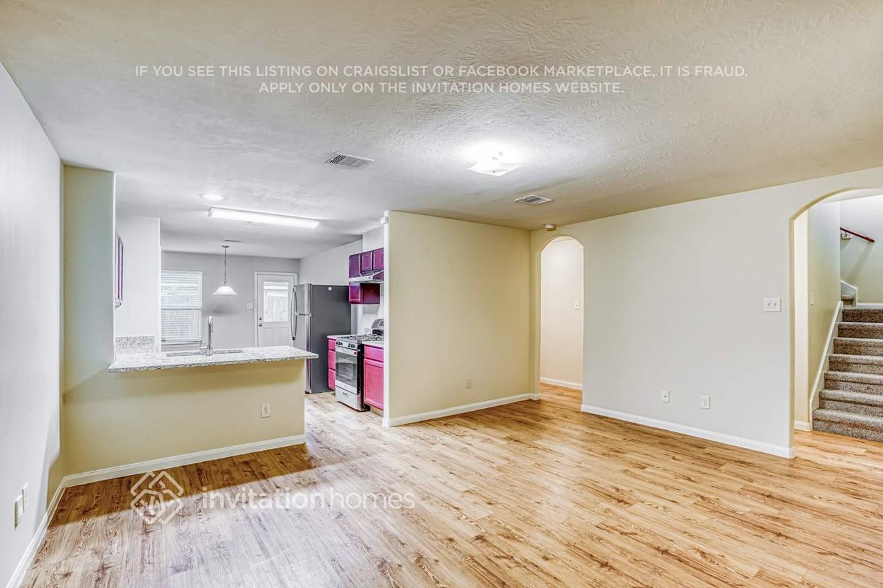18811 Dennington Dr - Photo 6 of 18