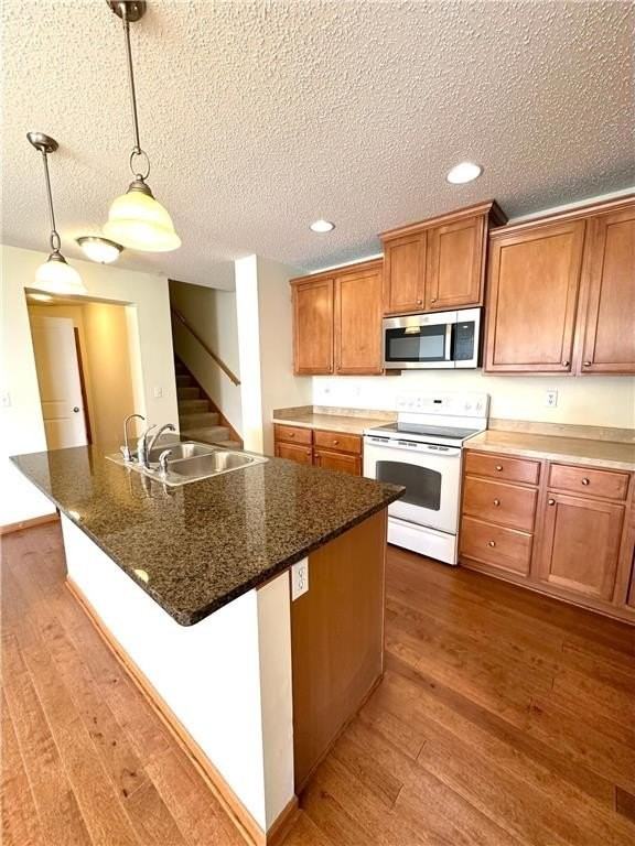 15375 60th Ave N - Photo 3 of 31