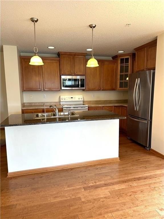 15375 60th Ave N - Photo 4 of 31