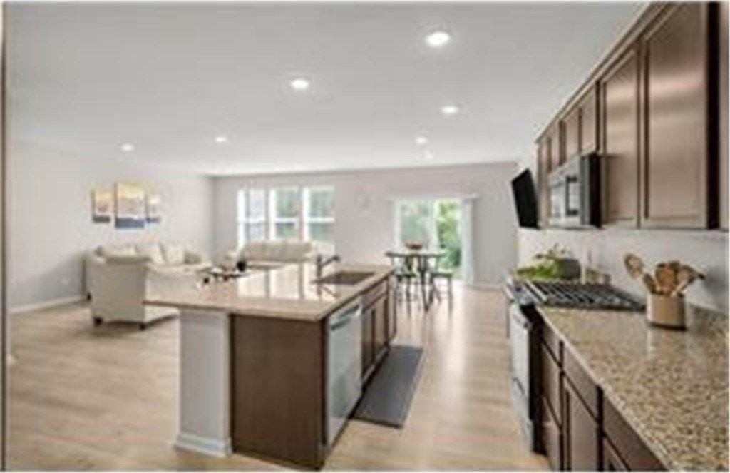 21979 Lower Mill Ave - Photo 3 of 26