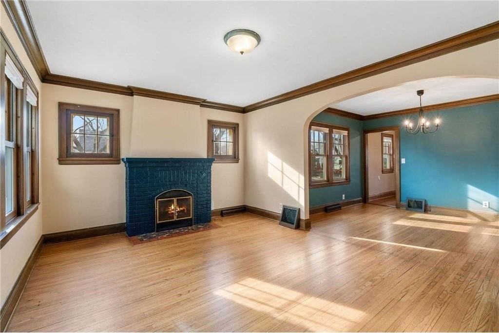 2300 Mckinley St Ne - Photo 4 of 30