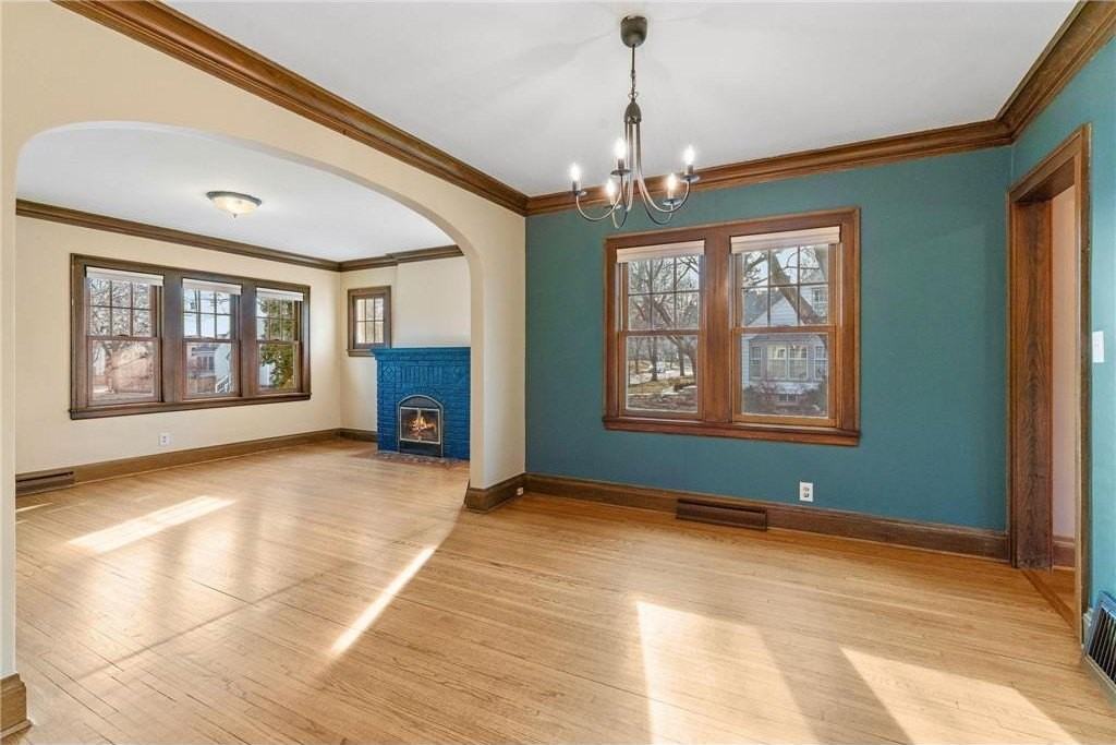 2300 Mckinley St Ne - Photo 6 of 30