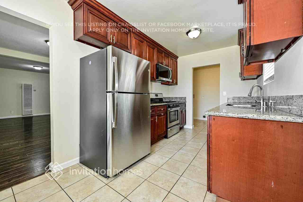 13946 Terra Bella St - Photo 6 of 18
