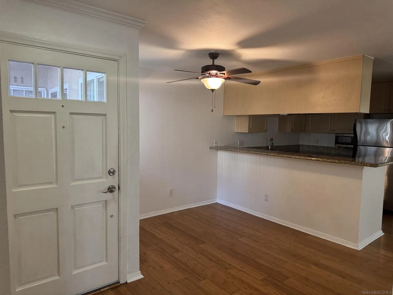 10016 Maya Linda Rd