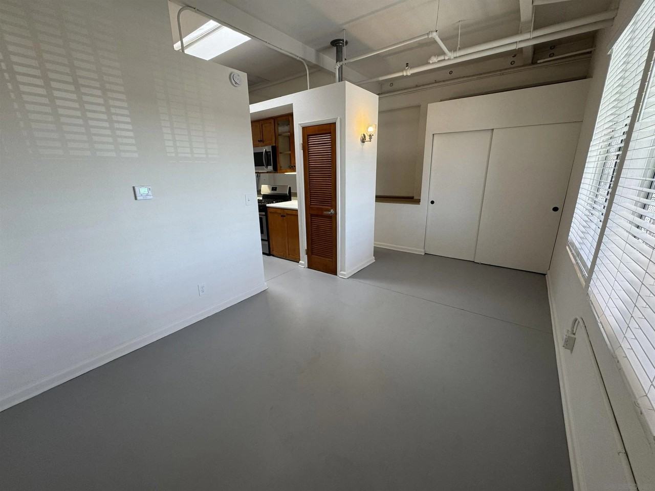 1922 Hancock St - Photo 4 of 10