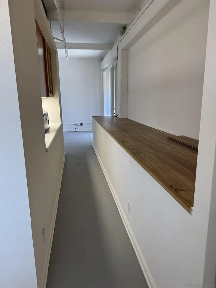 1922 Hancock St - Photo 5 of 10