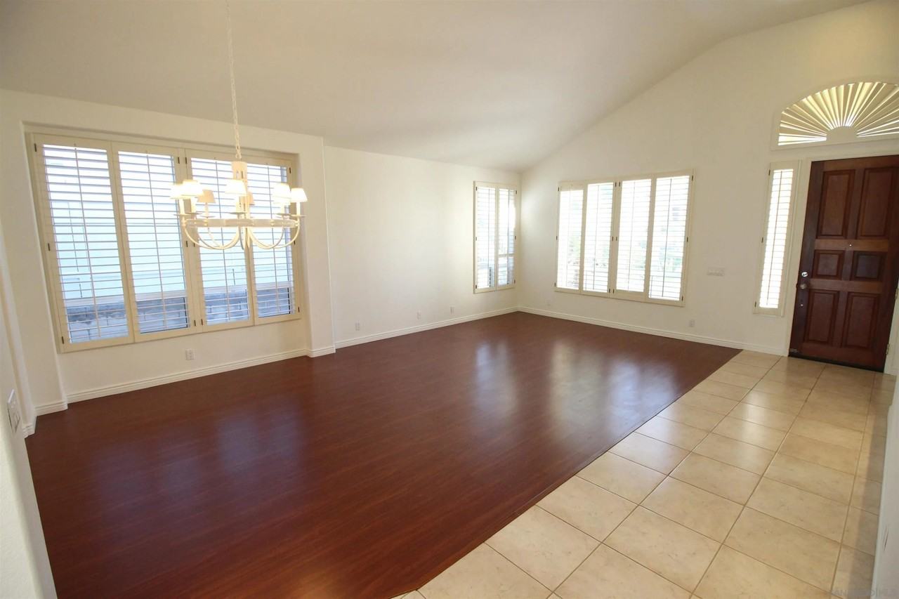 12523 Cypress Woods Ct - Photo 6 of 34