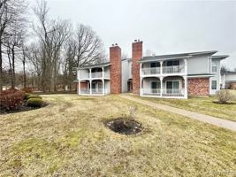 featured image of 1075 Youngs Rd #Apt A