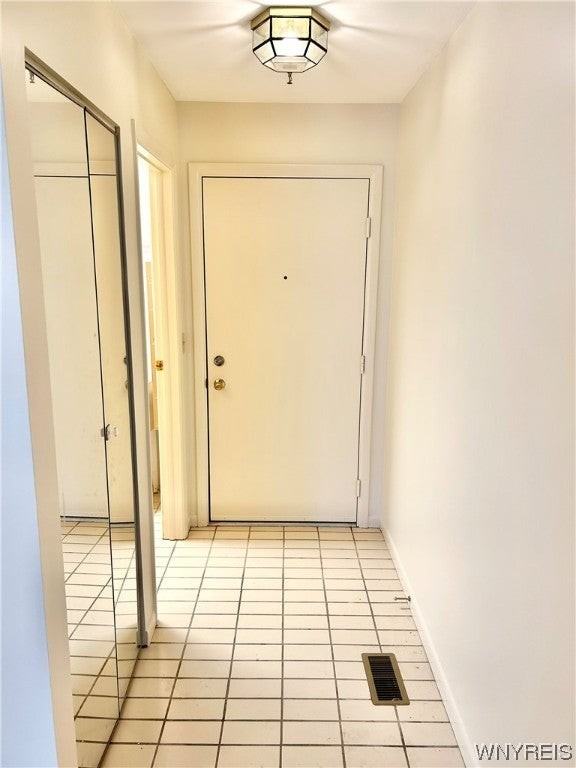 1075 Youngs Rd - Photo 5 of 23