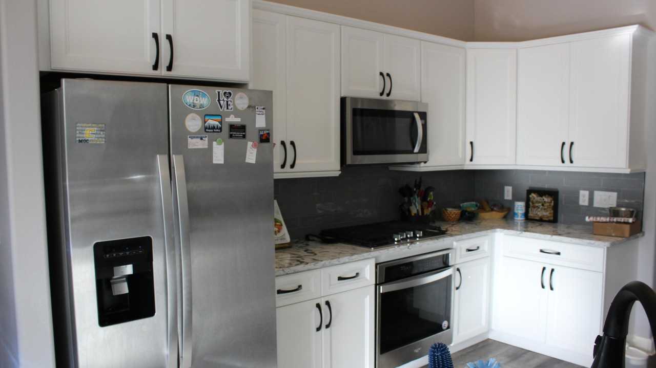 132 Cambridge Ct - Photo 6 of 21