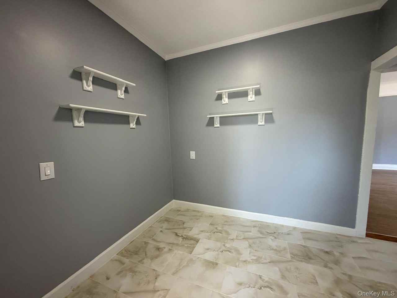 24 Doxsey Pl ##3 - Photo 7 of 16