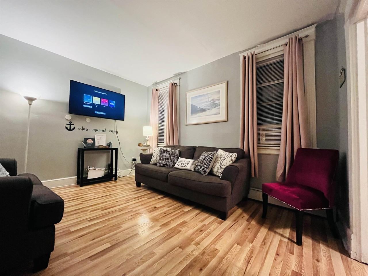 122 Dewey Pl - Photo 5 of 21