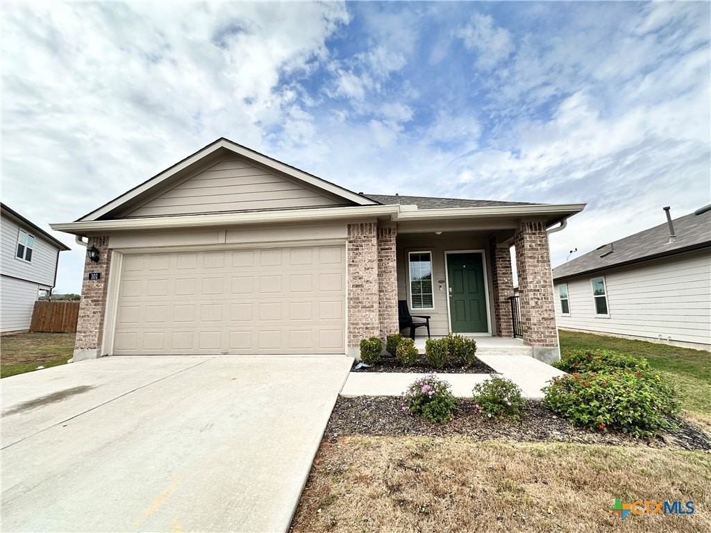 101 Calgary Ln - Photo 4 of 40