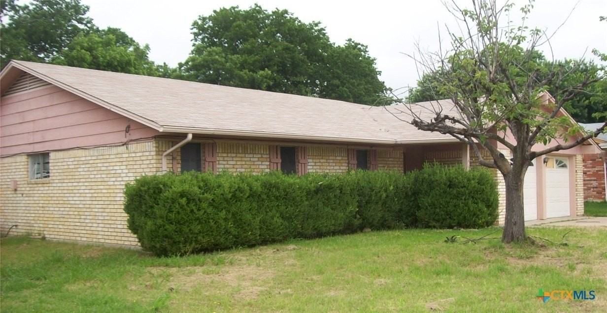 1207 Ruiz Dr - Photo 2 of 12