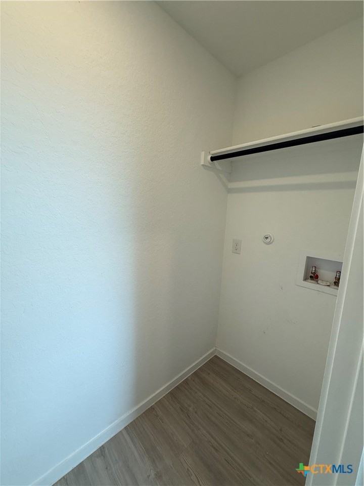 3230 Mound Rdg - Photo 5 of 15