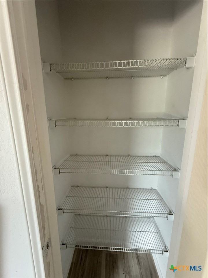 426 Wind Gust - Photo 7 of 21