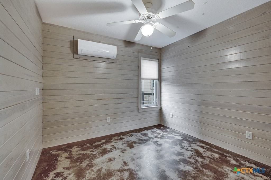 1091 Mulberry Ave - Photo 7 of 21