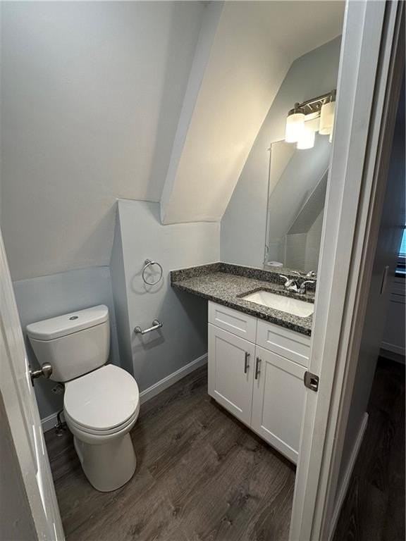 158 Roger Williams Ave #2ndFL - Photo 4 of 10