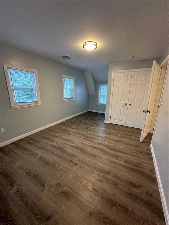 158 Roger Williams Ave #2ndFL - Photo 7 of 10