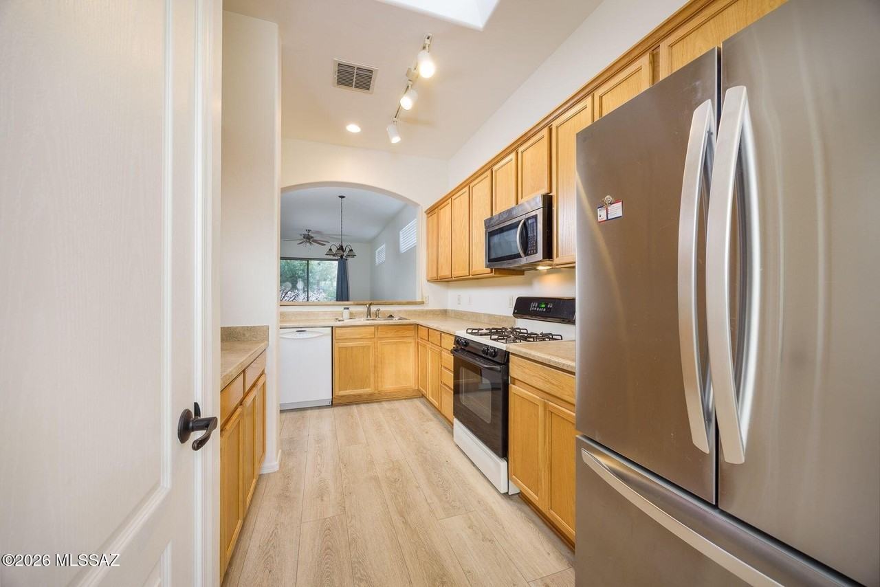 10459 S Drifter Ranch Pl - Photo 5 of 26