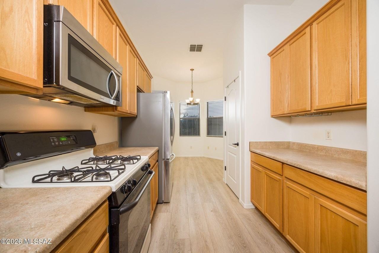 10459 S Drifter Ranch Pl - Photo 7 of 26