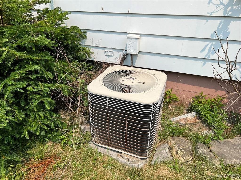 101 Kemp Ave - Photo 3 of 24