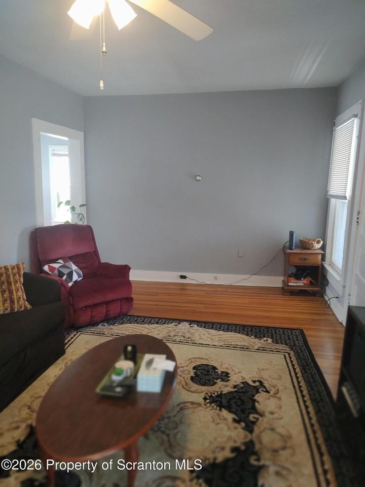 1019 Delaware St 2nd Fl - Photo 6 of 24