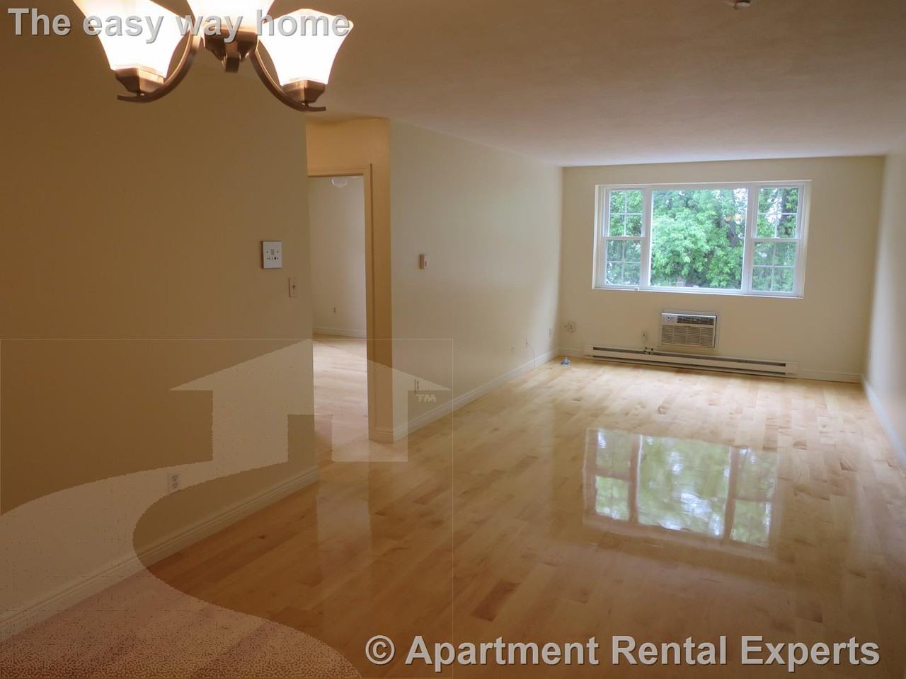 21 Franklin St #11 - Photo 3 of 6