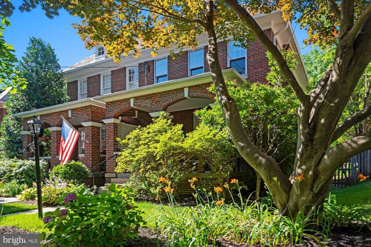 3808 Veazey St Nw - Photo 2 of 29