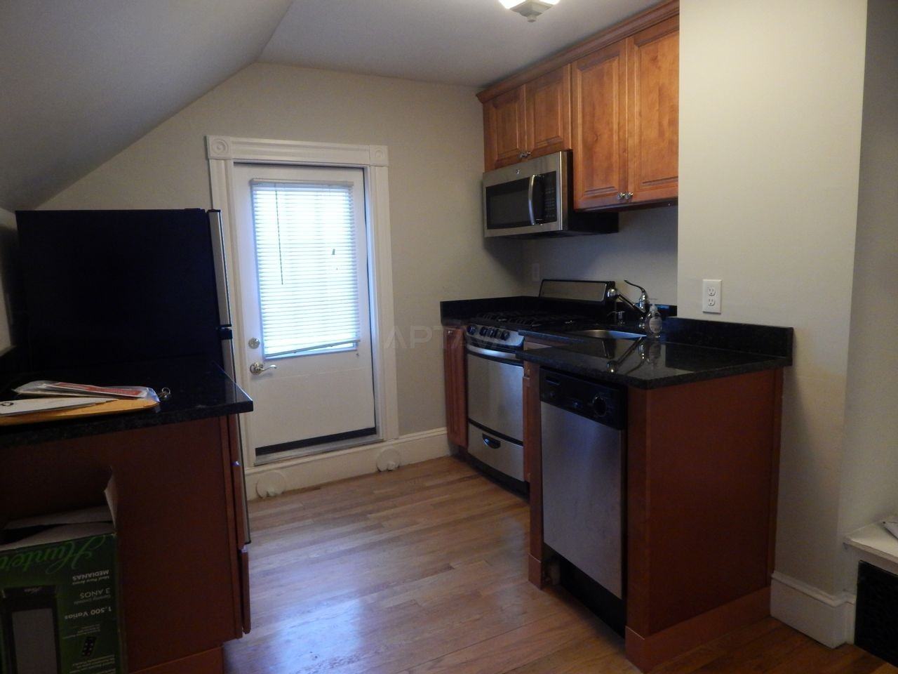 11R Park Ave #2R - Photo 6 of 6