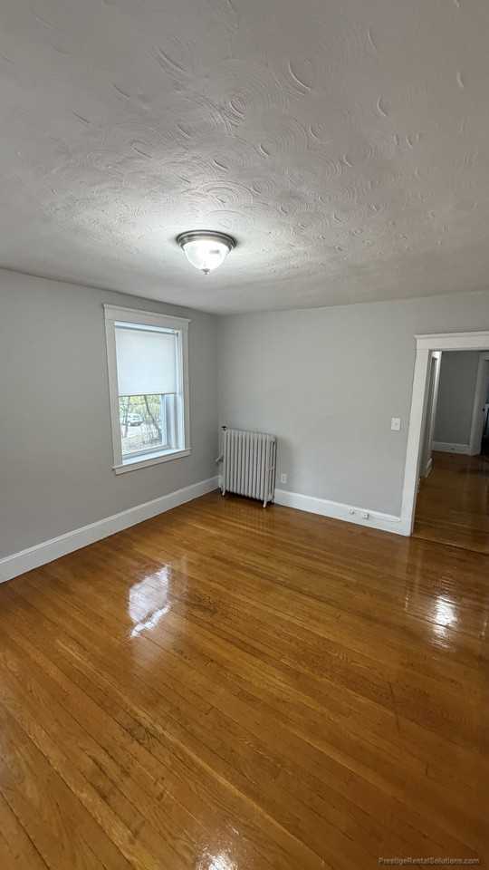 14 Russell St #15 - Photo 2 of 21